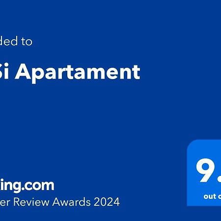 Lesi Apartament 耶烈万 外观 照片