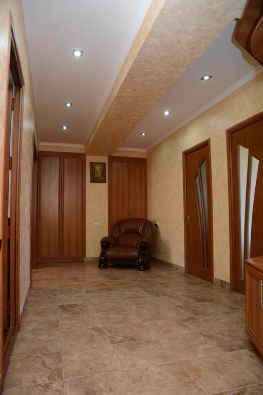 Lesi Apartament 耶烈万 外观 照片